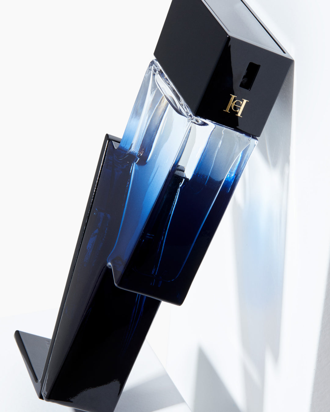 Carolina Herrera Bad Boy Cobalt Eau De Parfum – Scentopia Ghana
